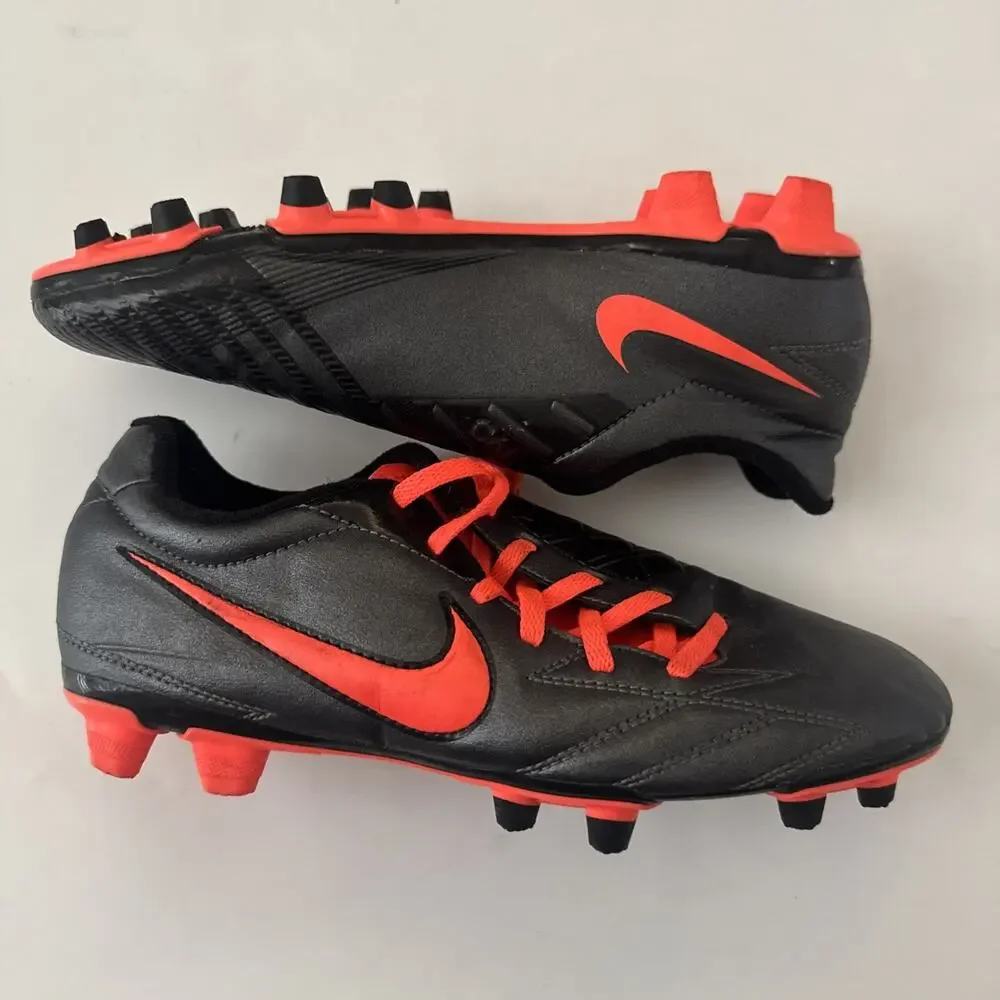 Nike T90 Total 90 Soccer Cleats 2012 Unisex Size 7